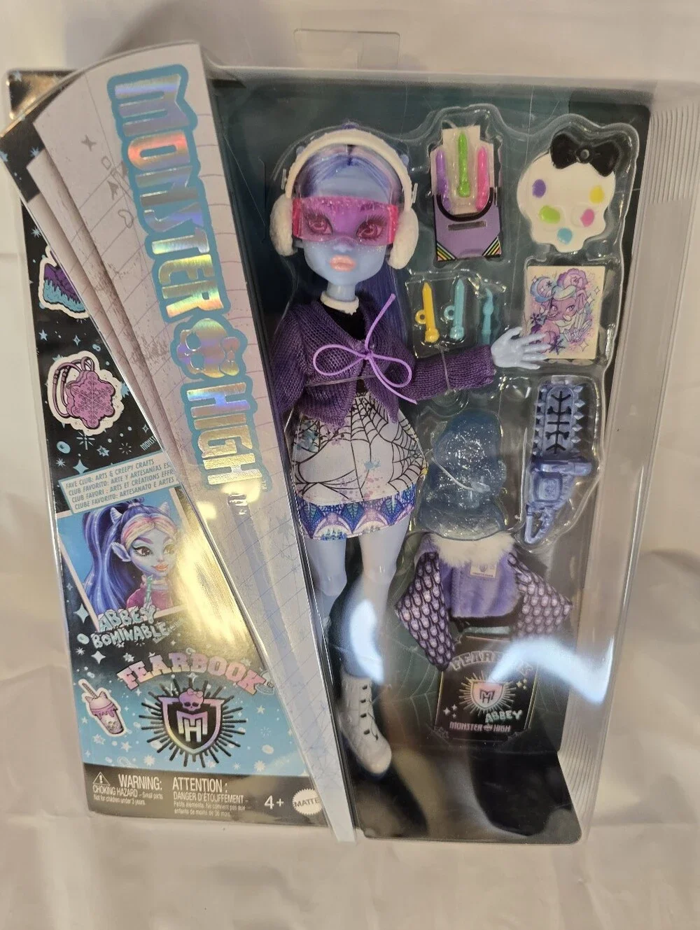 NIB Monster High Abbey Bominable Yearbook Fashion Doll